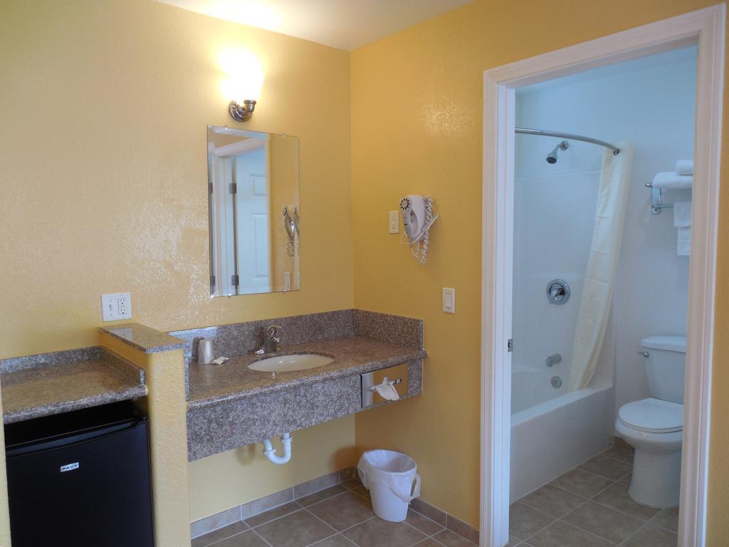 Coast Inn Oceanside Habitación foto